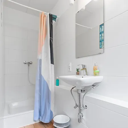 Flatista Homes - Garden House Munich
